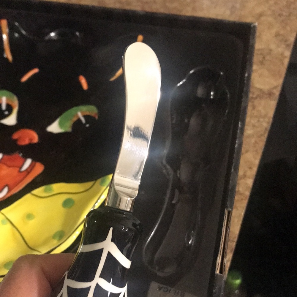 NIP Spooky Ceramic Cat Plate + Spreader - Picture 5 of 7